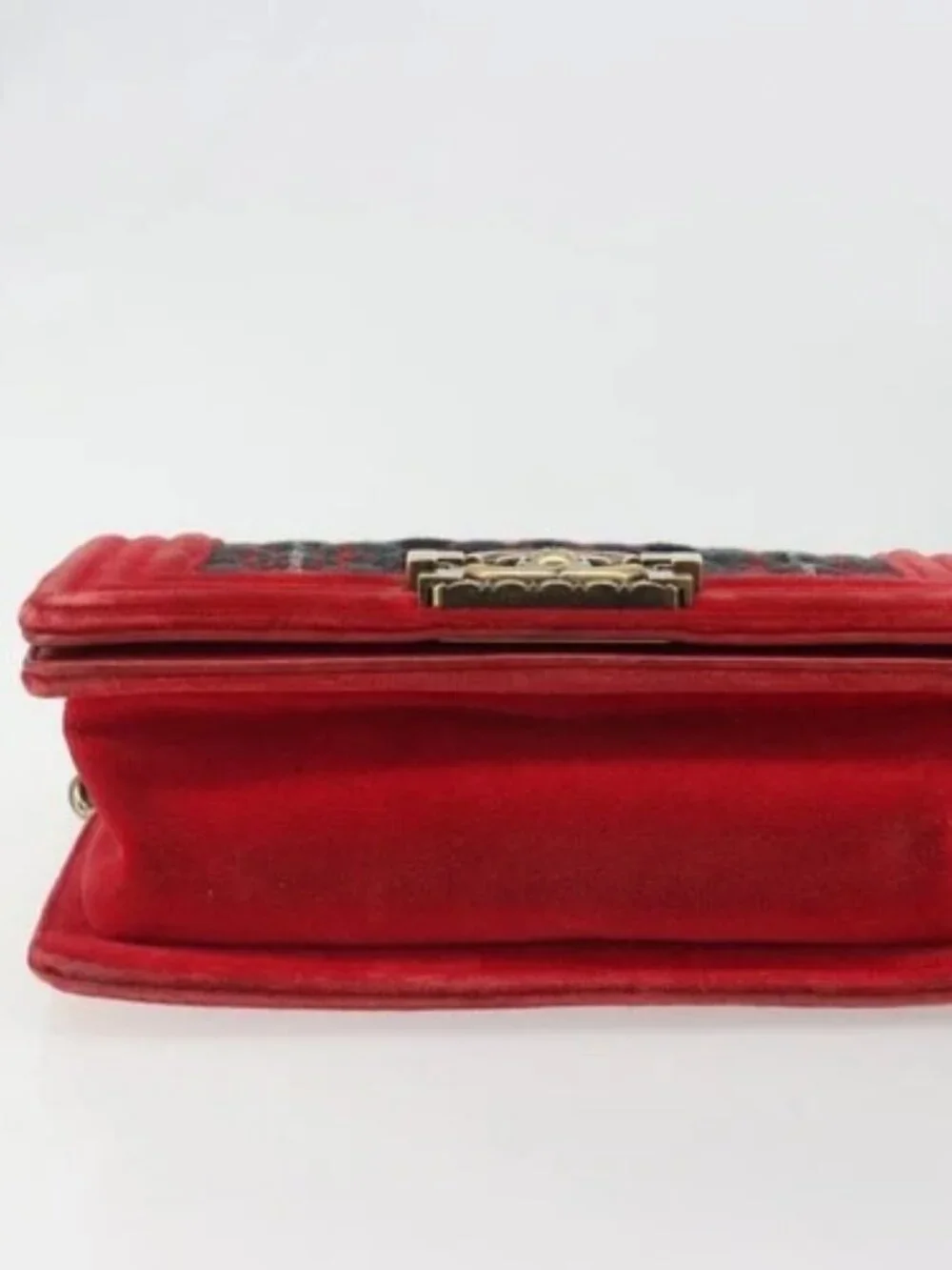 CHANEL Boy Chanel Chain Shoulder Bag Velor Red Gold CC Auth mr2605SAV